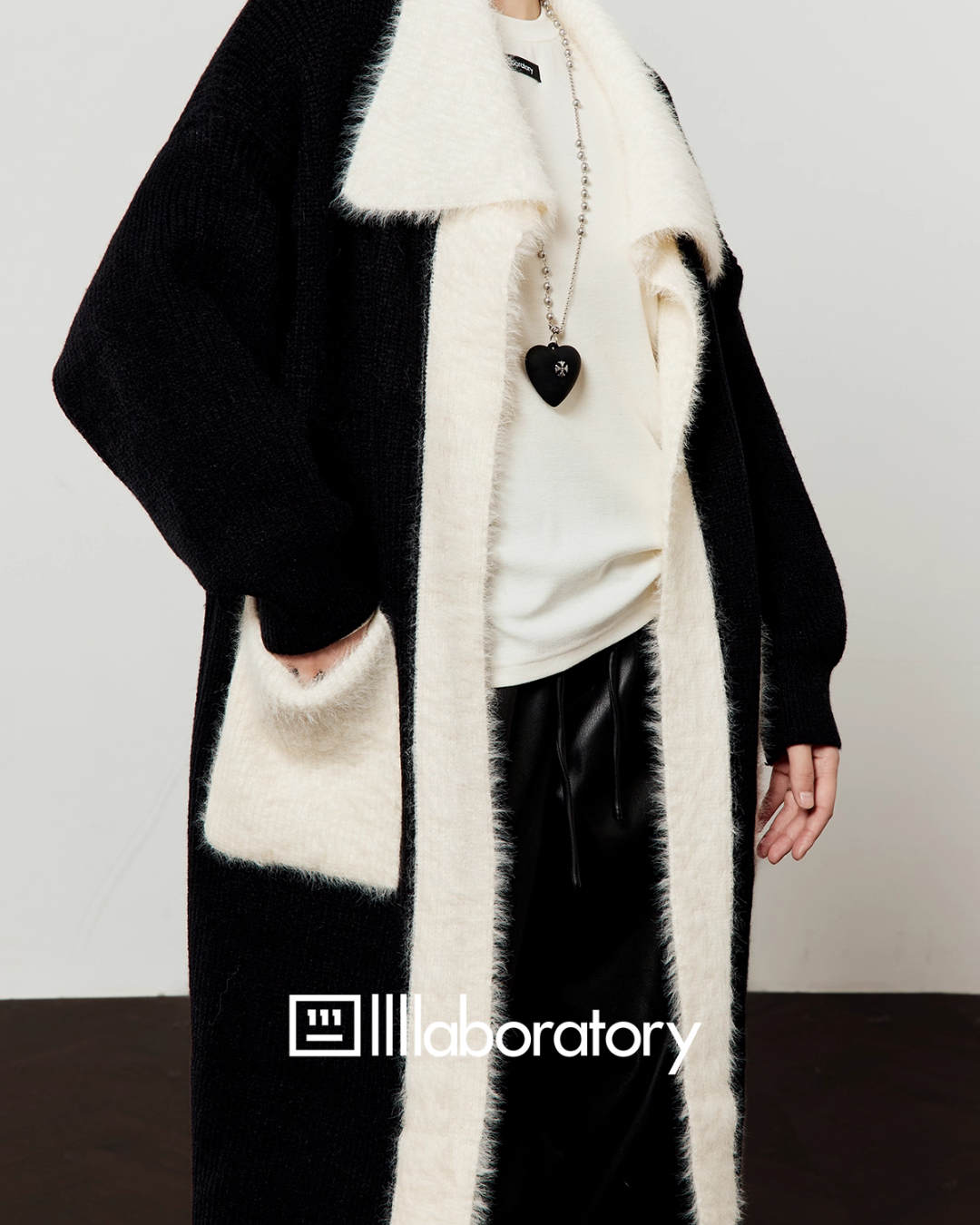 Two-Tone Long Cardigan / Leather Long Pants LLA0576