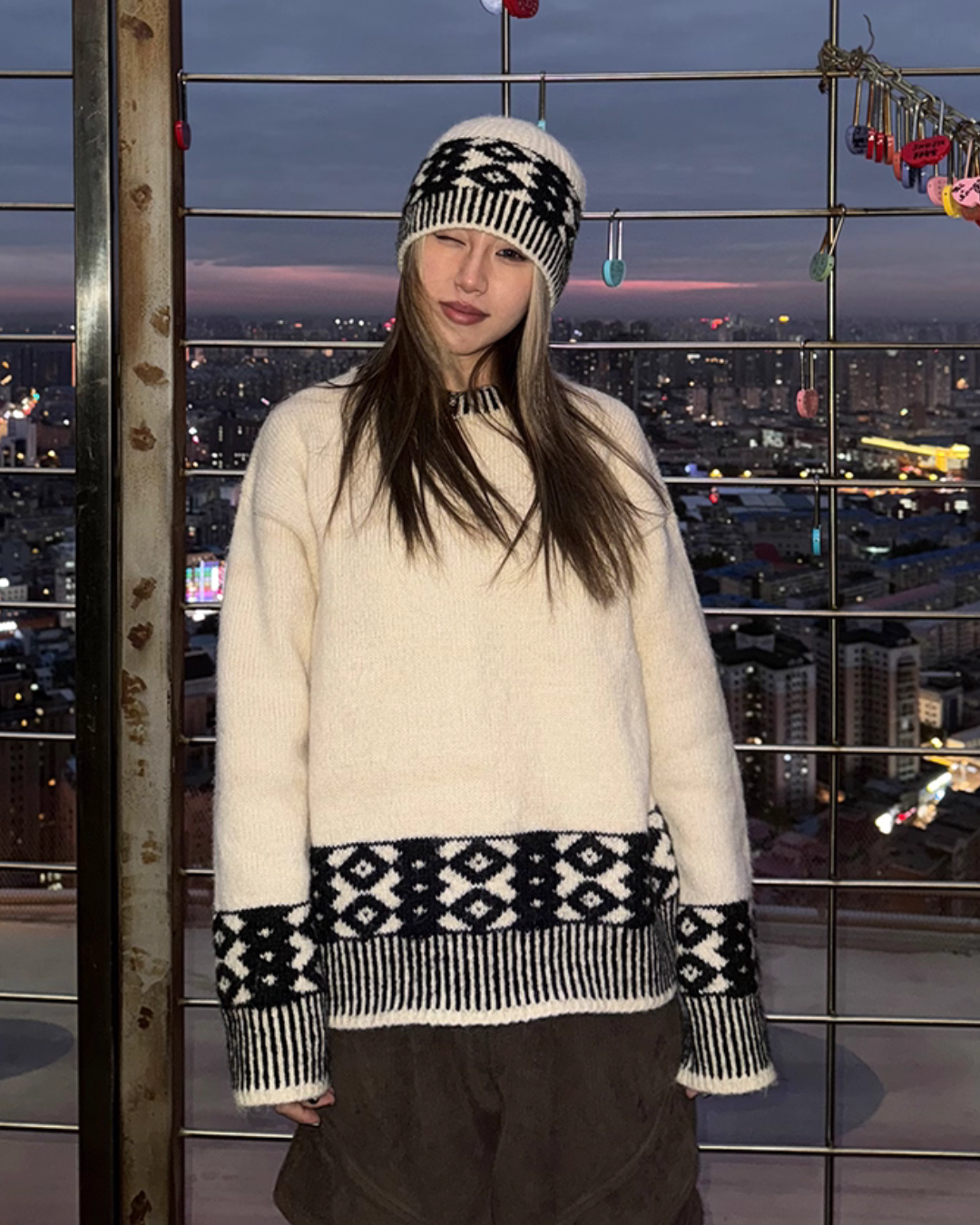 Crew Neck Jacquard Knit CYE0059