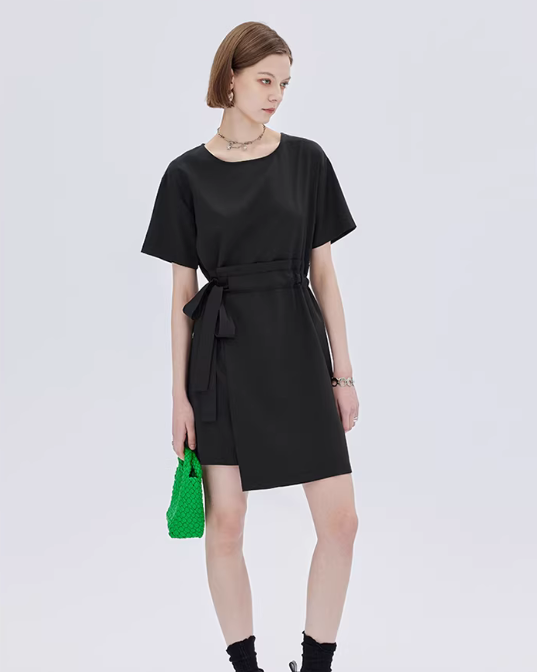 Round Neck Waist Ribbon Mini Dress SHN0054