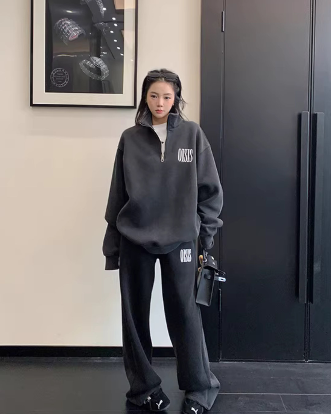 Half-Zip Sweatshirt / Wide Sweatpants YLS1020