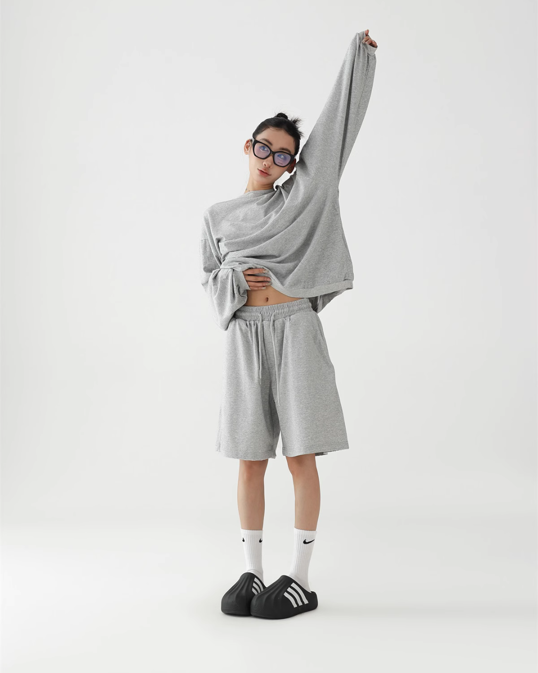 Loose Silhouette Long Sleeve Top / Wide Half Pants ACS0249