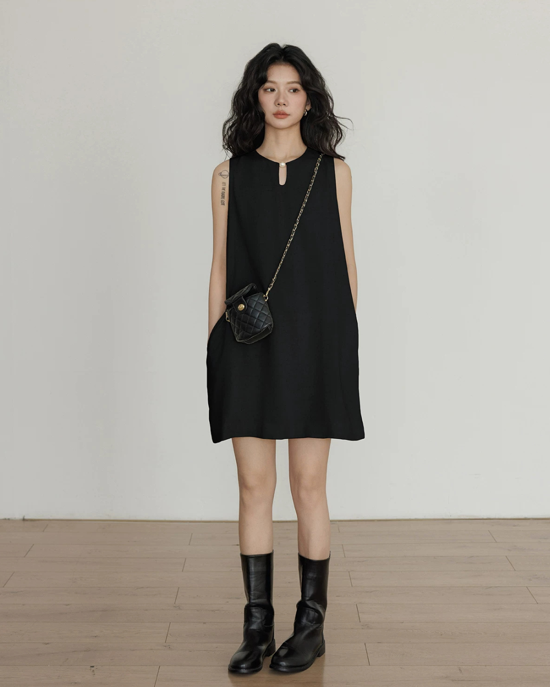 Sleeveless Tiered Mini Dress VAS0202