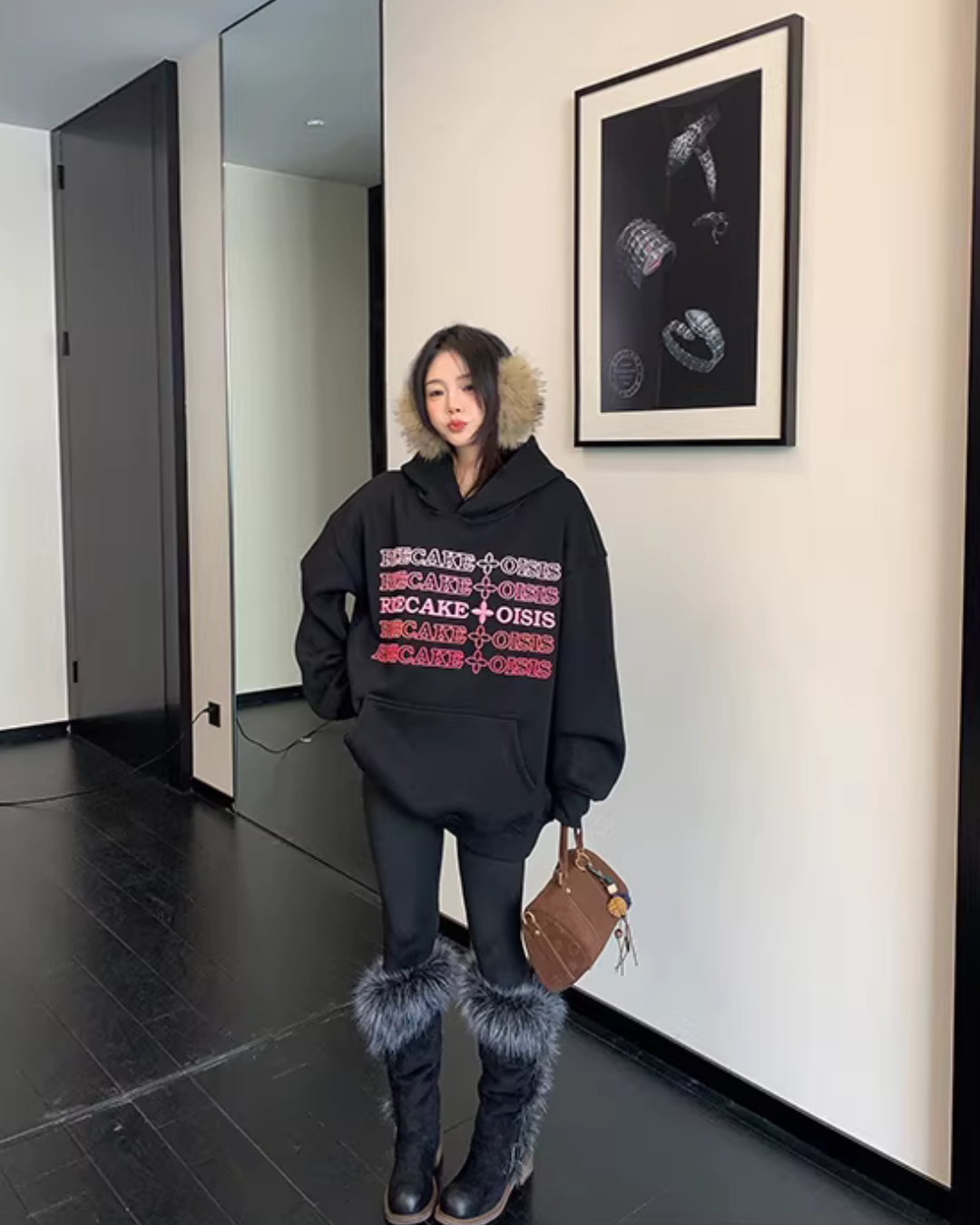 Embossed Logo Loose Hoodie YLS1024