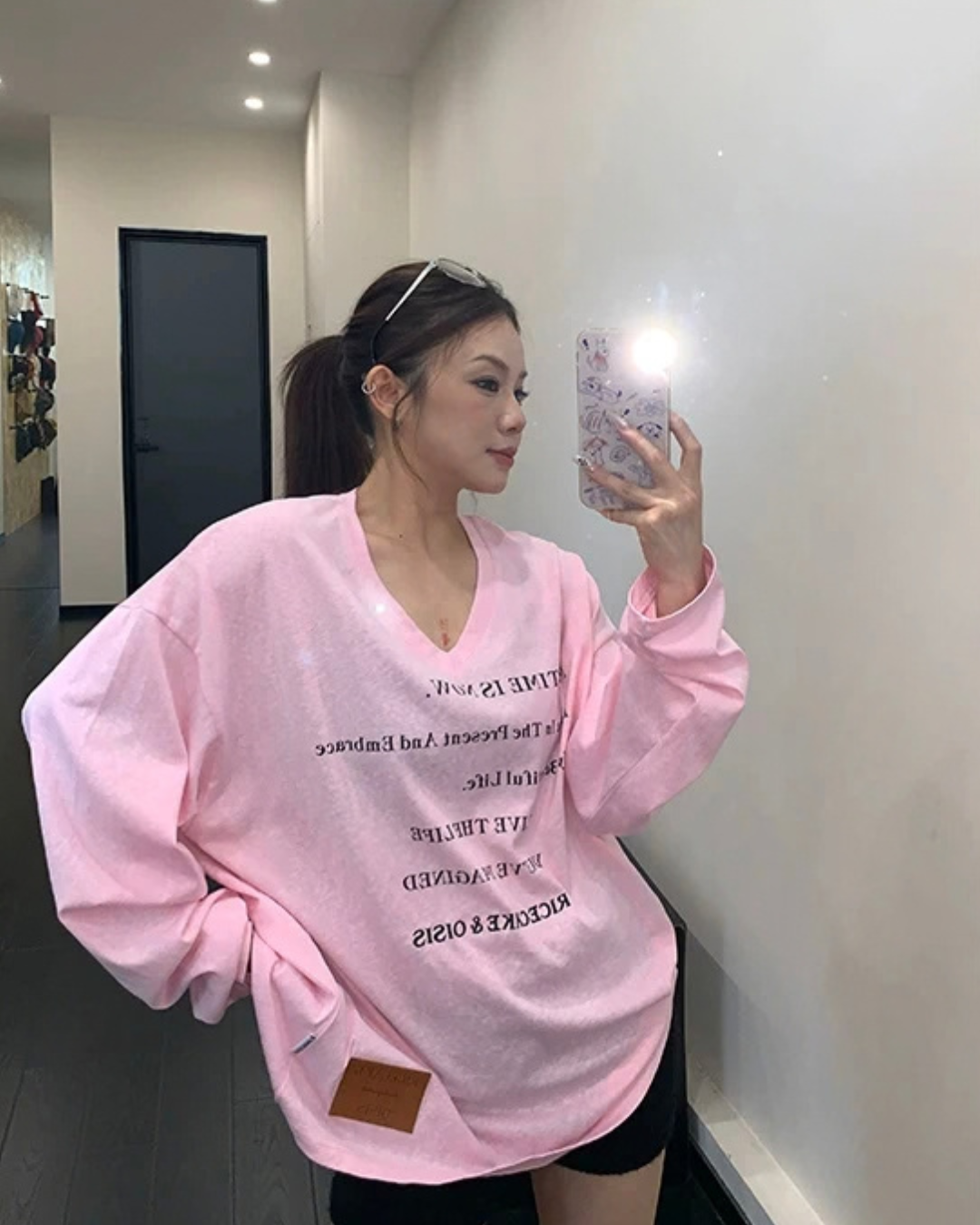 V-Neck Print Long Sleeve T-Shirt  YLS1044