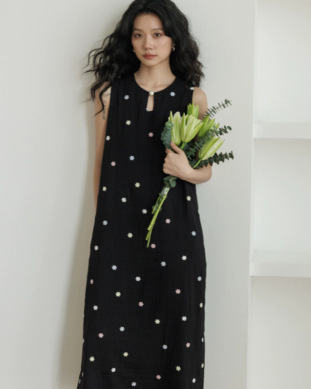 Flower Embroidery Pearl Button Long Dress VAS0203