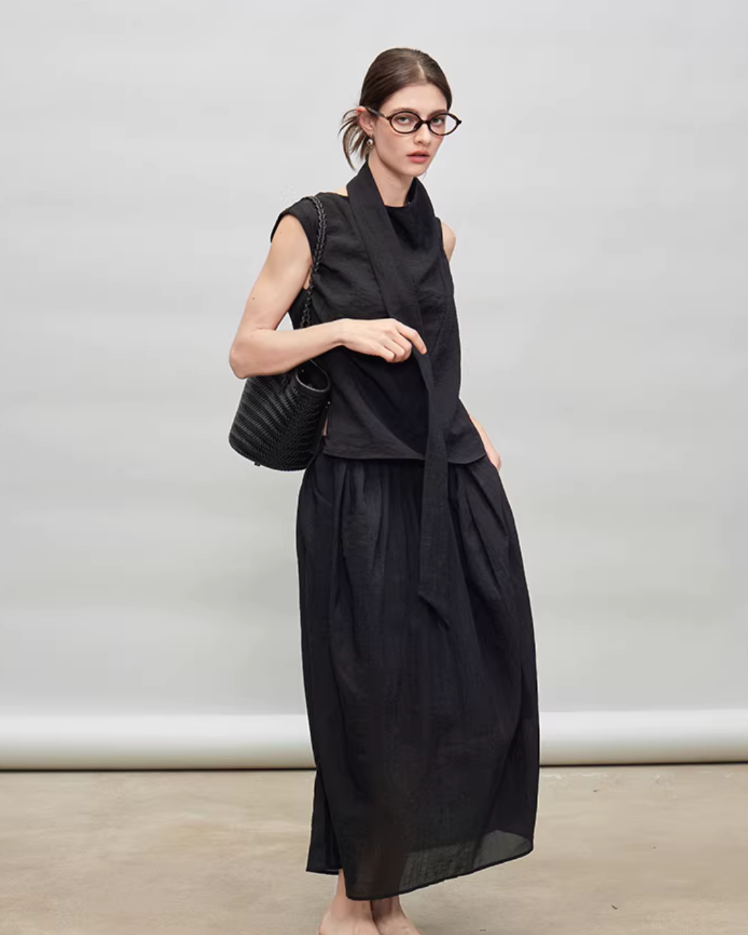 French Ribbon Sleeveless Top / Irregular Tulip Hem Skirt TEO0010