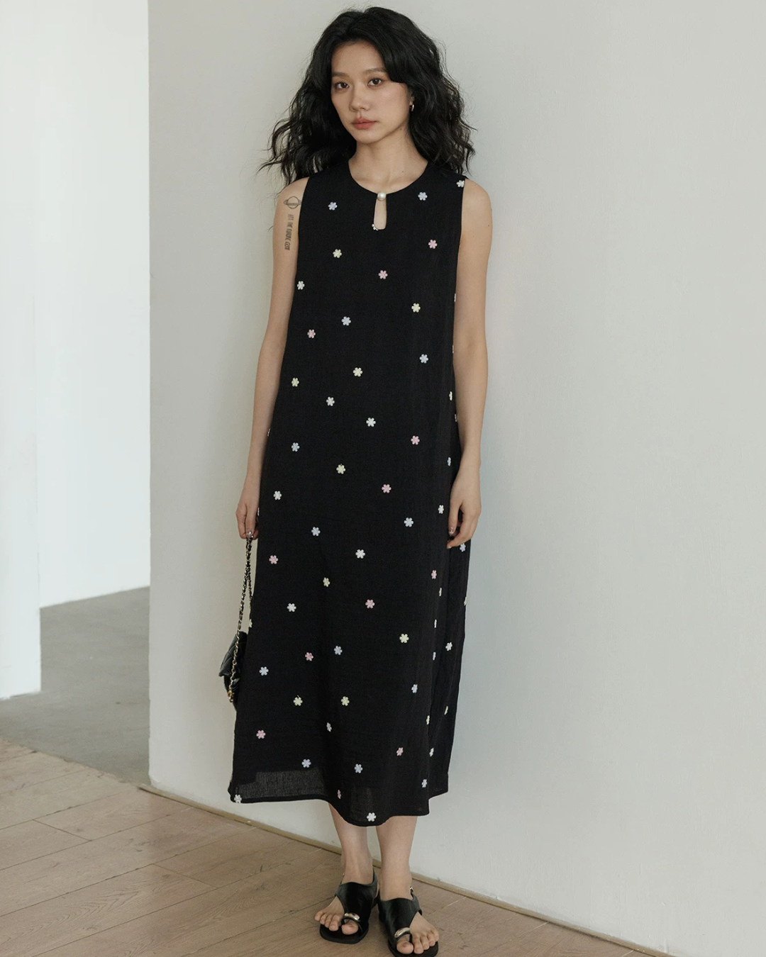 Flower Embroidery Pearl Button Long Dress VAS0203