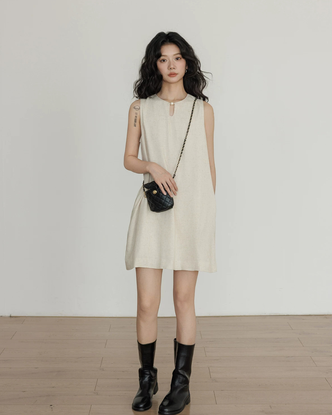 Sleeveless Tiered Mini Dress VAS0202