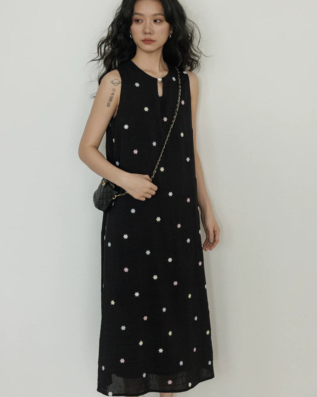 Flower Embroidery Pearl Button Long Dress VAS0203
