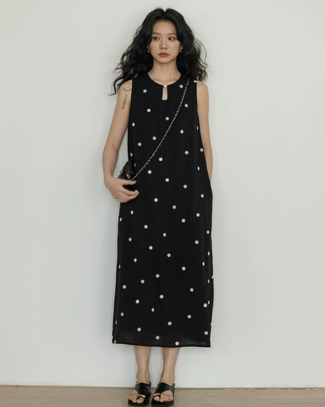 Flower Embroidery Pearl Button Long Dress VAS0203