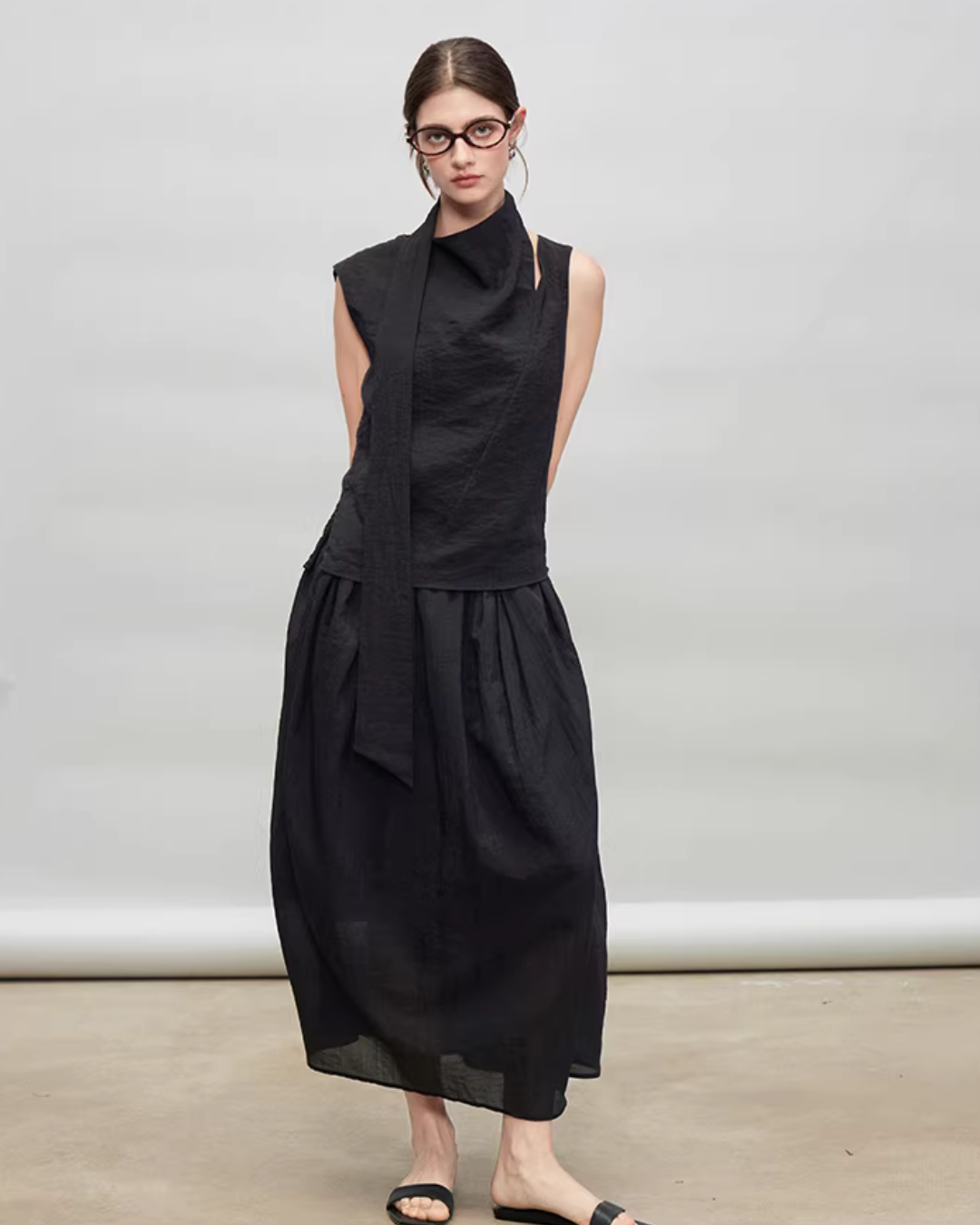 French Ribbon Sleeveless Top / Irregular Tulip Hem Skirt TEO0010