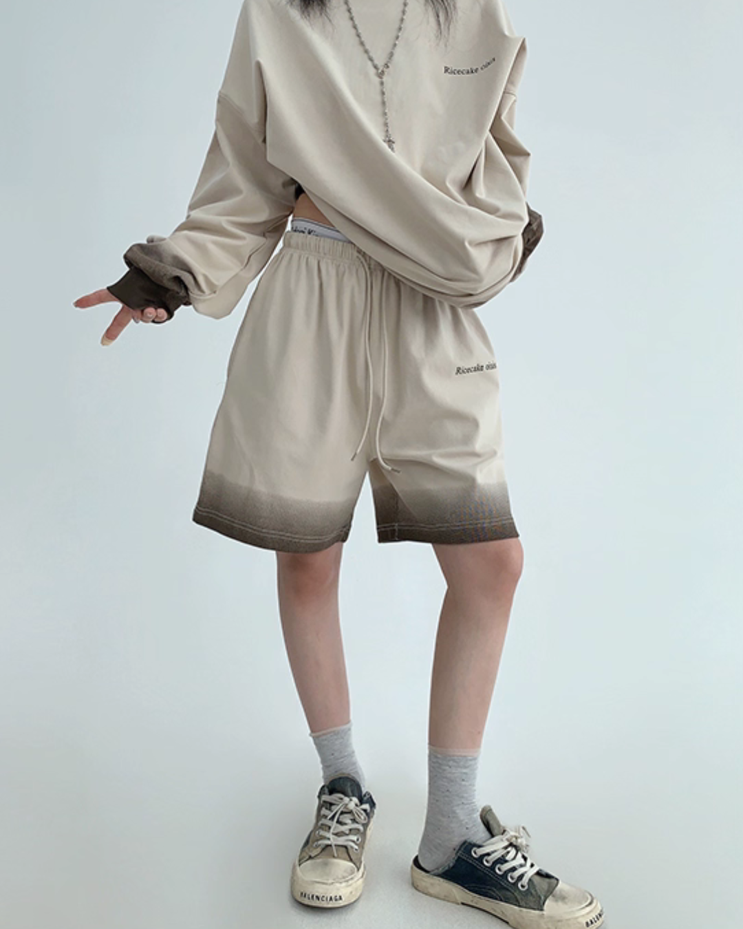 Gradient Loose Long Sleeve Top / Half Pants YLS0885