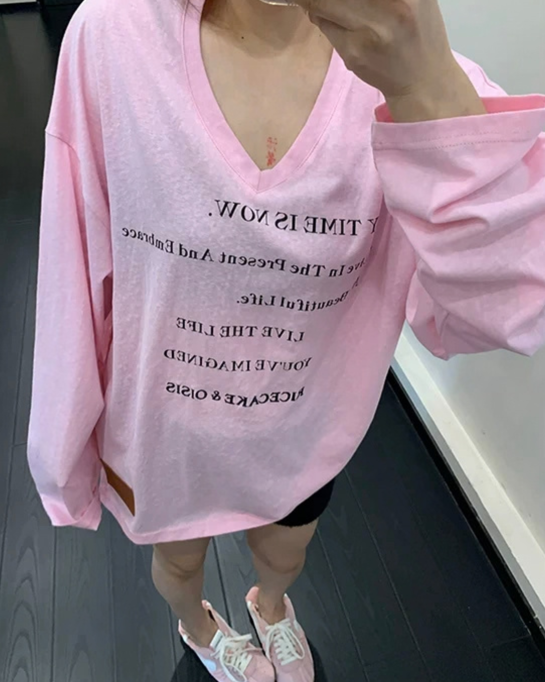 V-Neck Print Long Sleeve T-Shirt  YLS1044