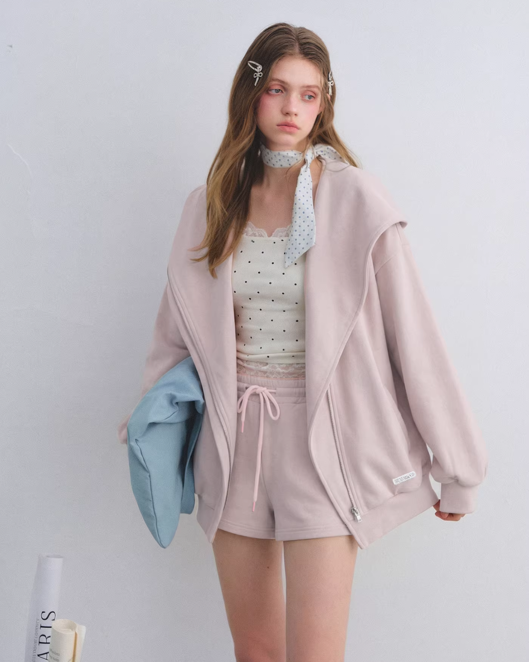 Oversized Collar Zip-Up Hoodie / Flare Sweatpants  ASG0083