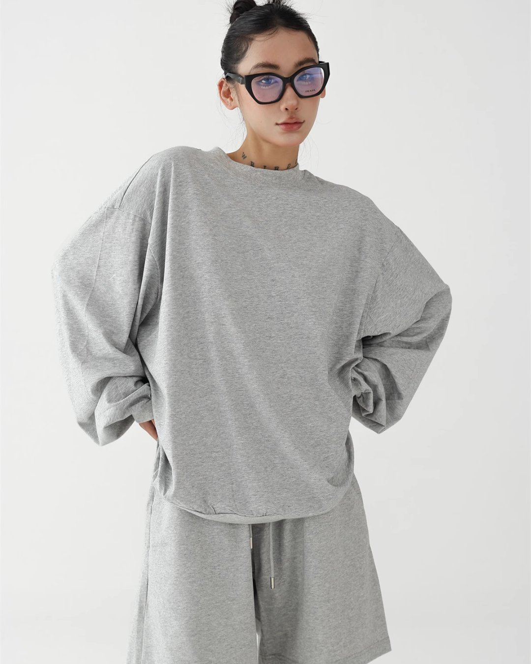 Loose Silhouette Long Sleeve Top / Wide Half Pants ACS0249