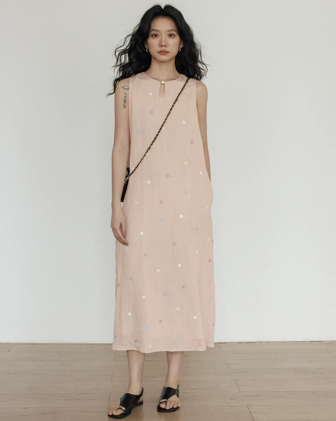 Flower Embroidery Pearl Button Long Dress VAS0203