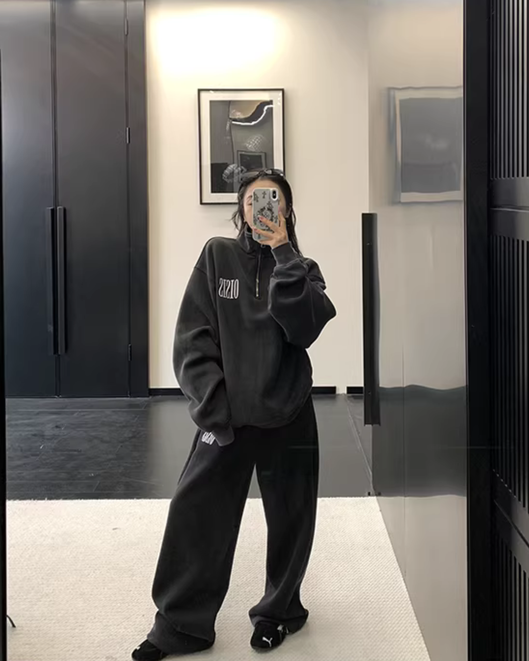 Half-Zip Sweatshirt / Wide Sweatpants YLS1020