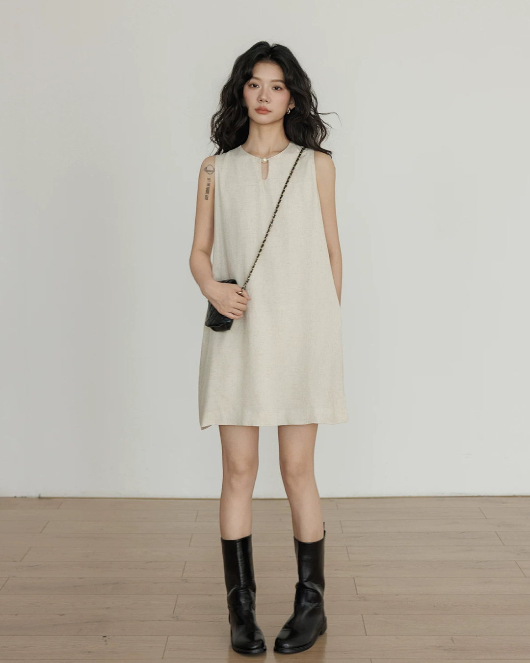 Sleeveless Tiered Mini Dress VAS0202