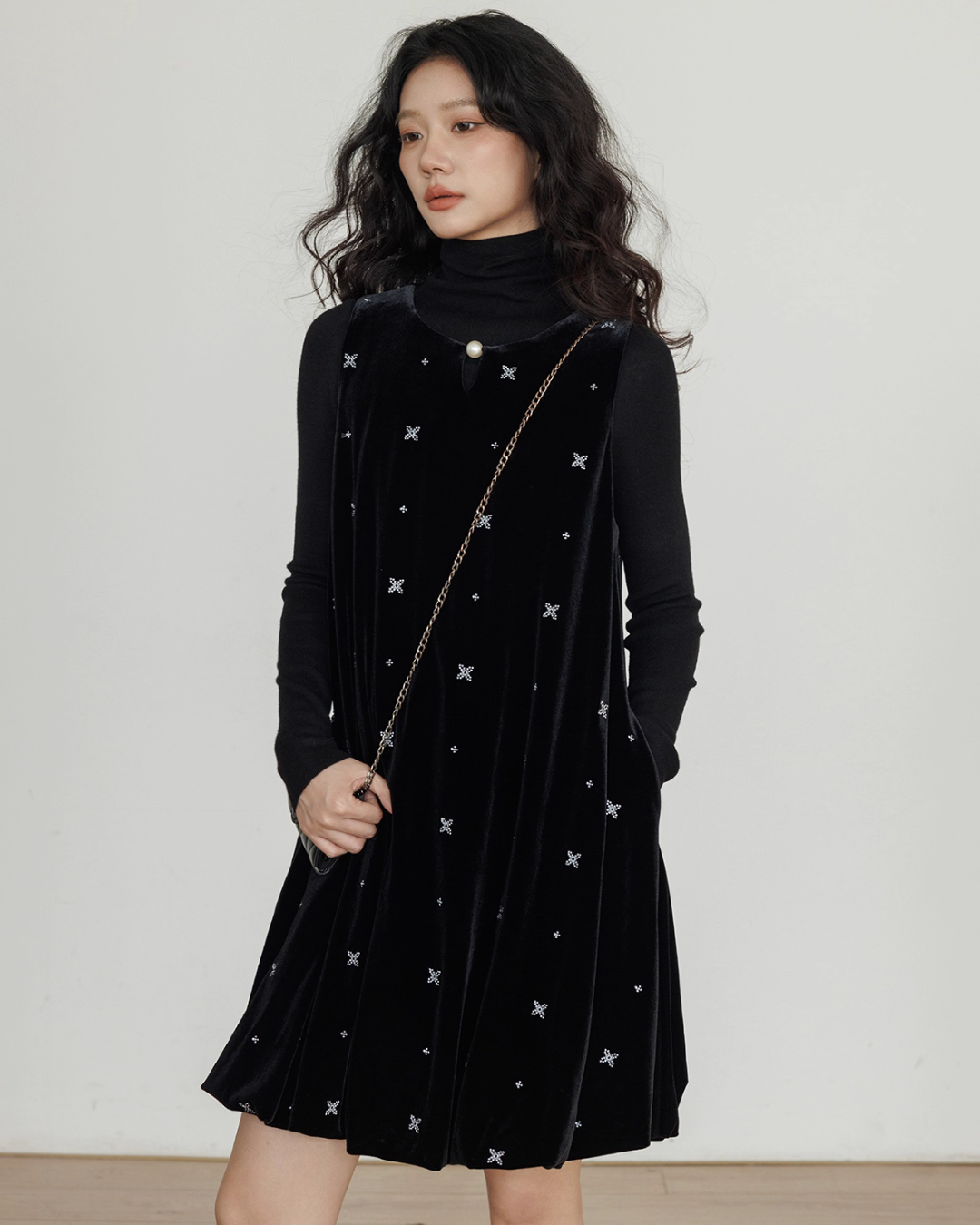 Round Neck Embroidered Vest Dress VAS0166