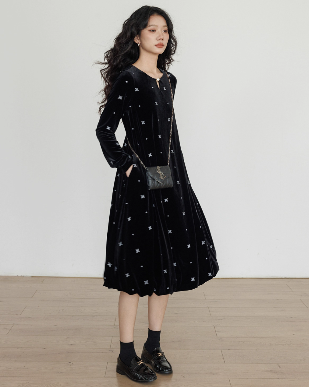 Velvet Vintage Long Sleeve Dress VAS0167