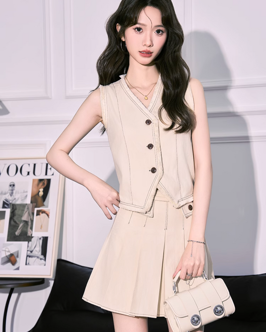 V-Neck Classic Vest / Pleated Skirt MNX0004