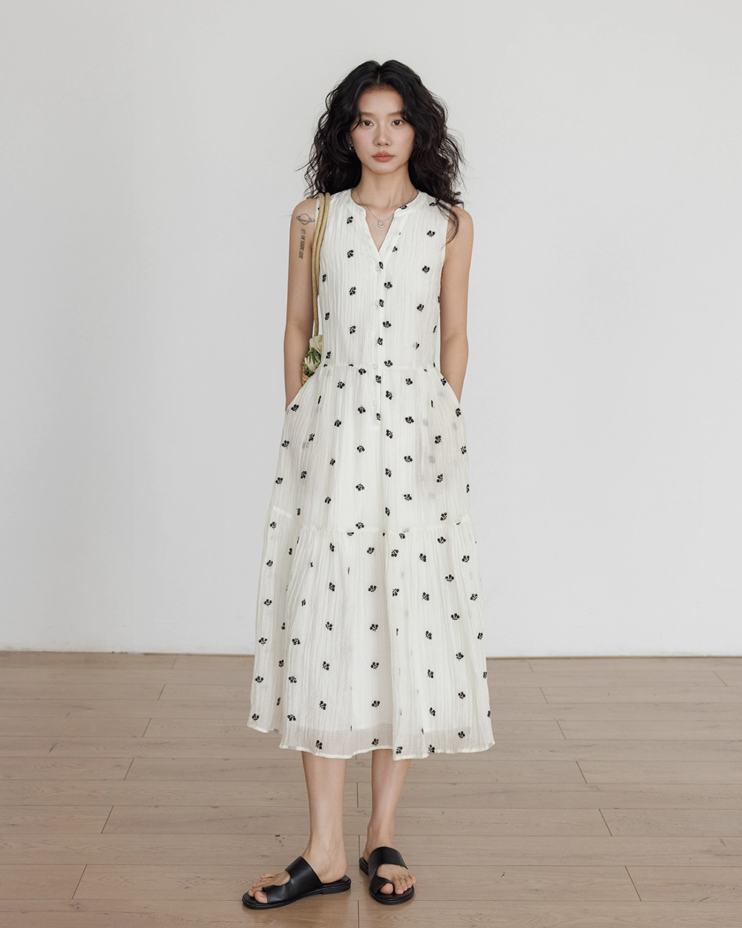 V-Neck Sleeveless Long Dress VAS0129