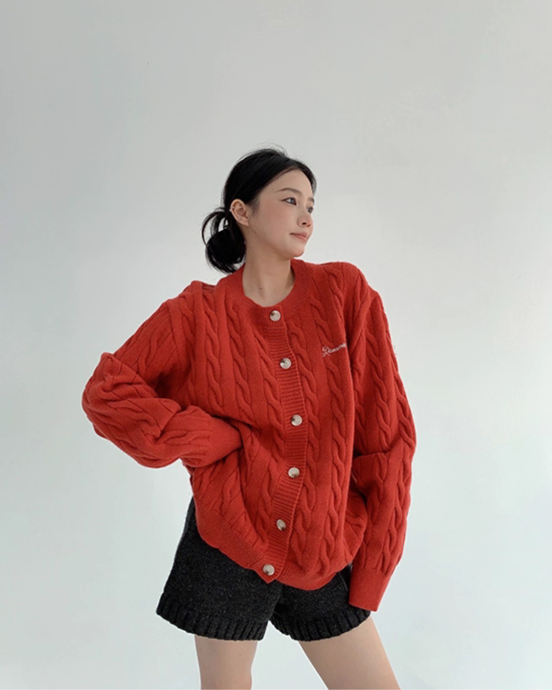 Round Neck Cable Knit Cardigan YLS0978