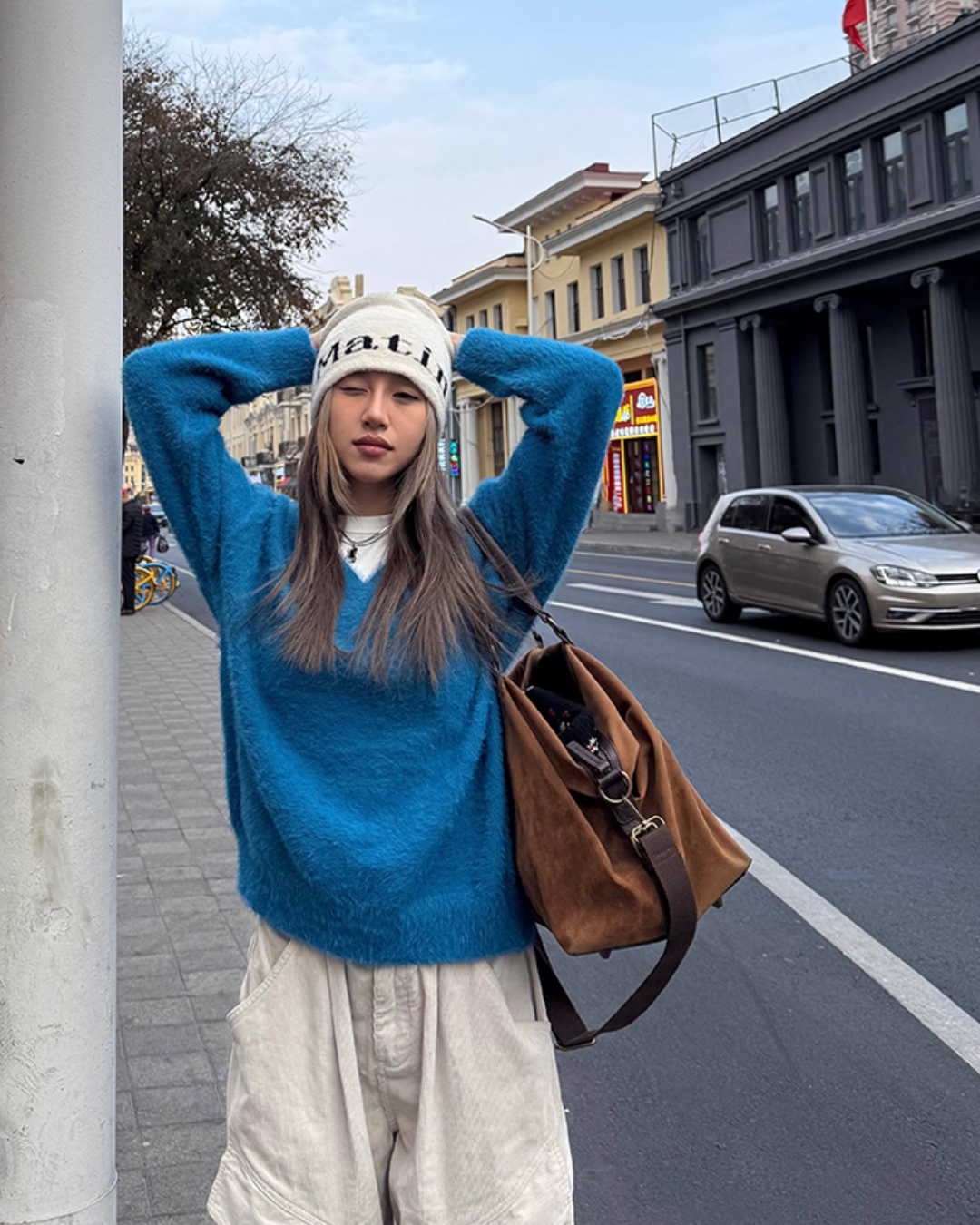 V-Neck Shaggy Knit Top CYE0028