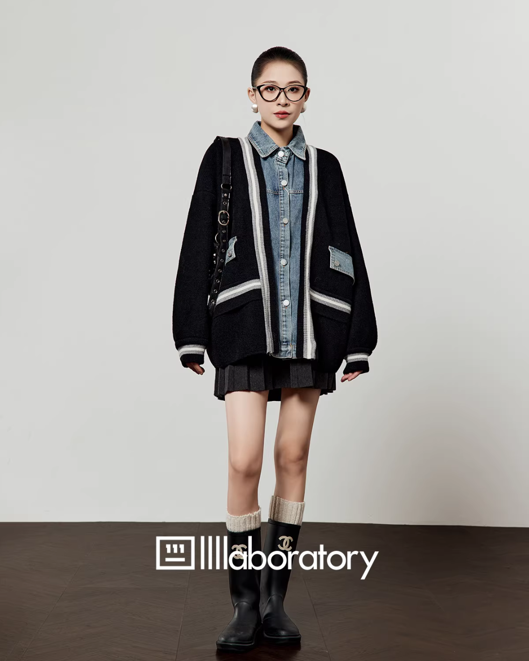 Denim Shirt Docking Knit Cardigan / Pleated Skirt LLA0647