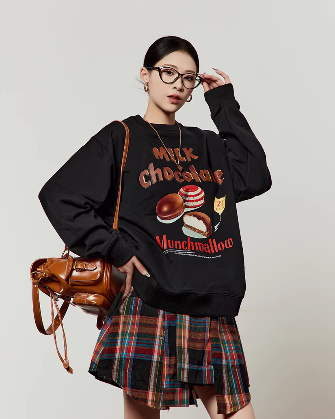 Chocolate Print Sweatshirt / Checkered Skirt LLA0641