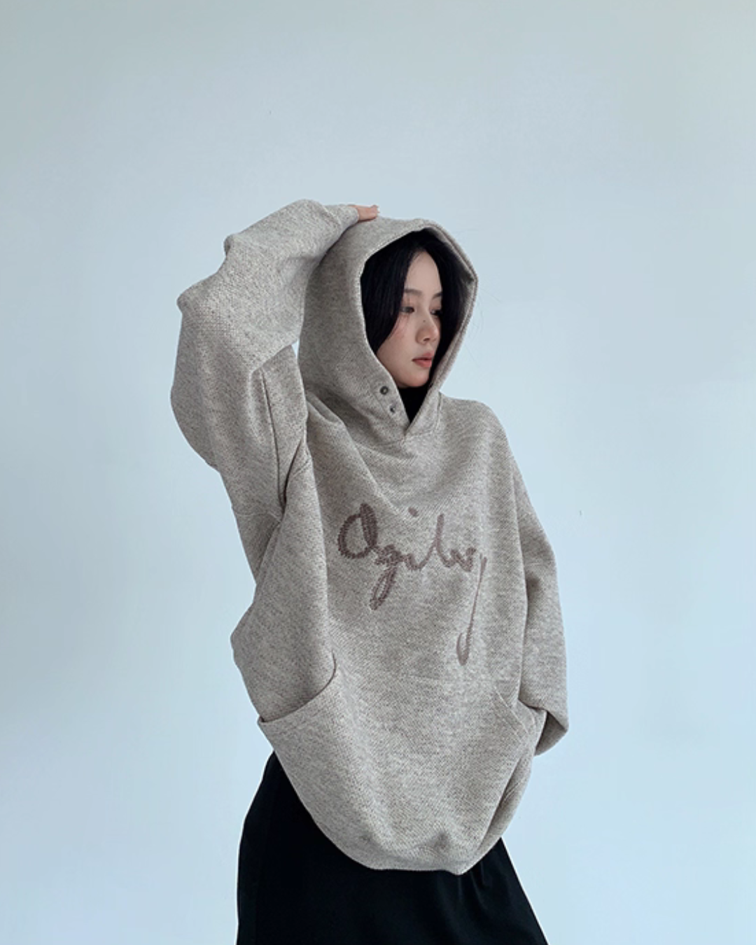 Embroidered Logo Hoodie YLS0951