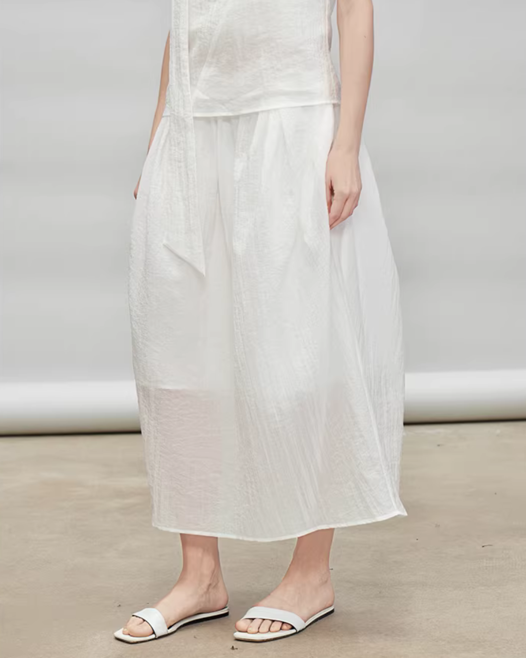 French Ribbon Sleeveless Top / Irregular Tulip Hem Skirt TEO0010