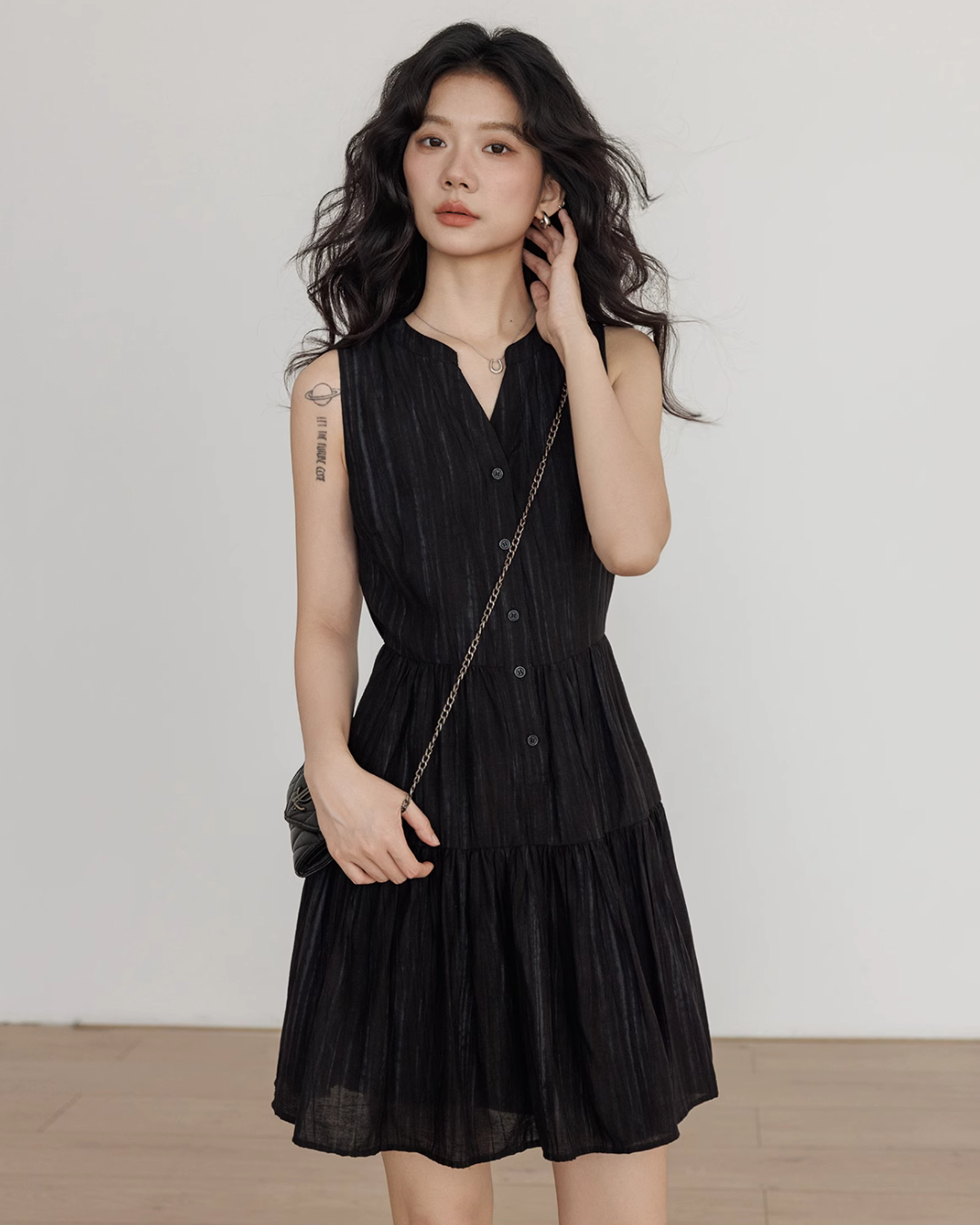 Key Neck Chiffon Sleeveless Dress VAS0118