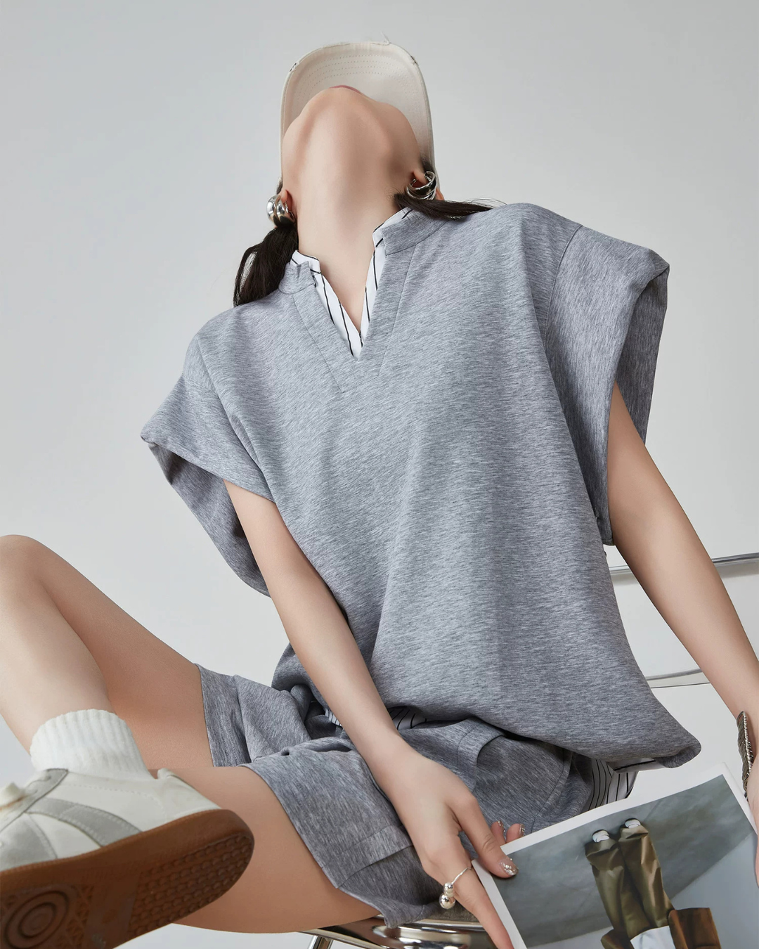 Layered-Style Key Neck Top / Shorts FER0126