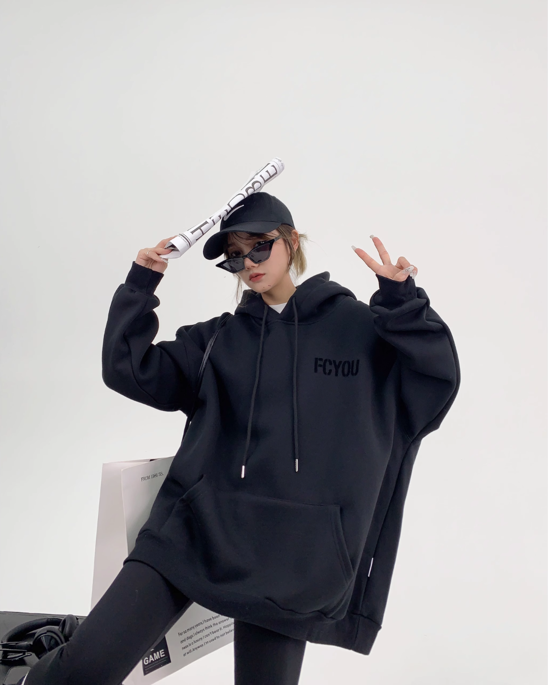 Big Silhouette Logo Hoodie YLS0386