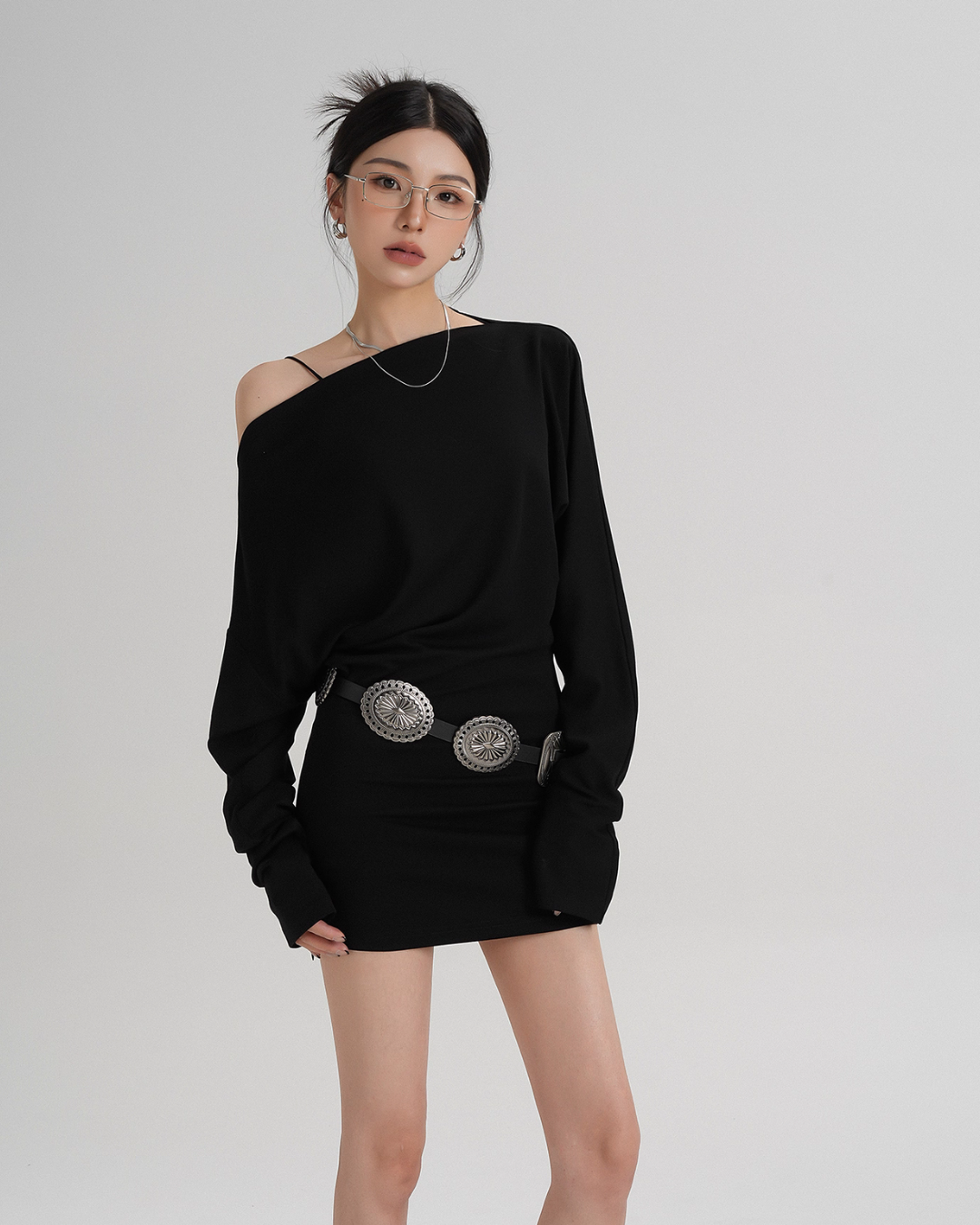 Off-Shoulder Loose Mini Top SRS0357