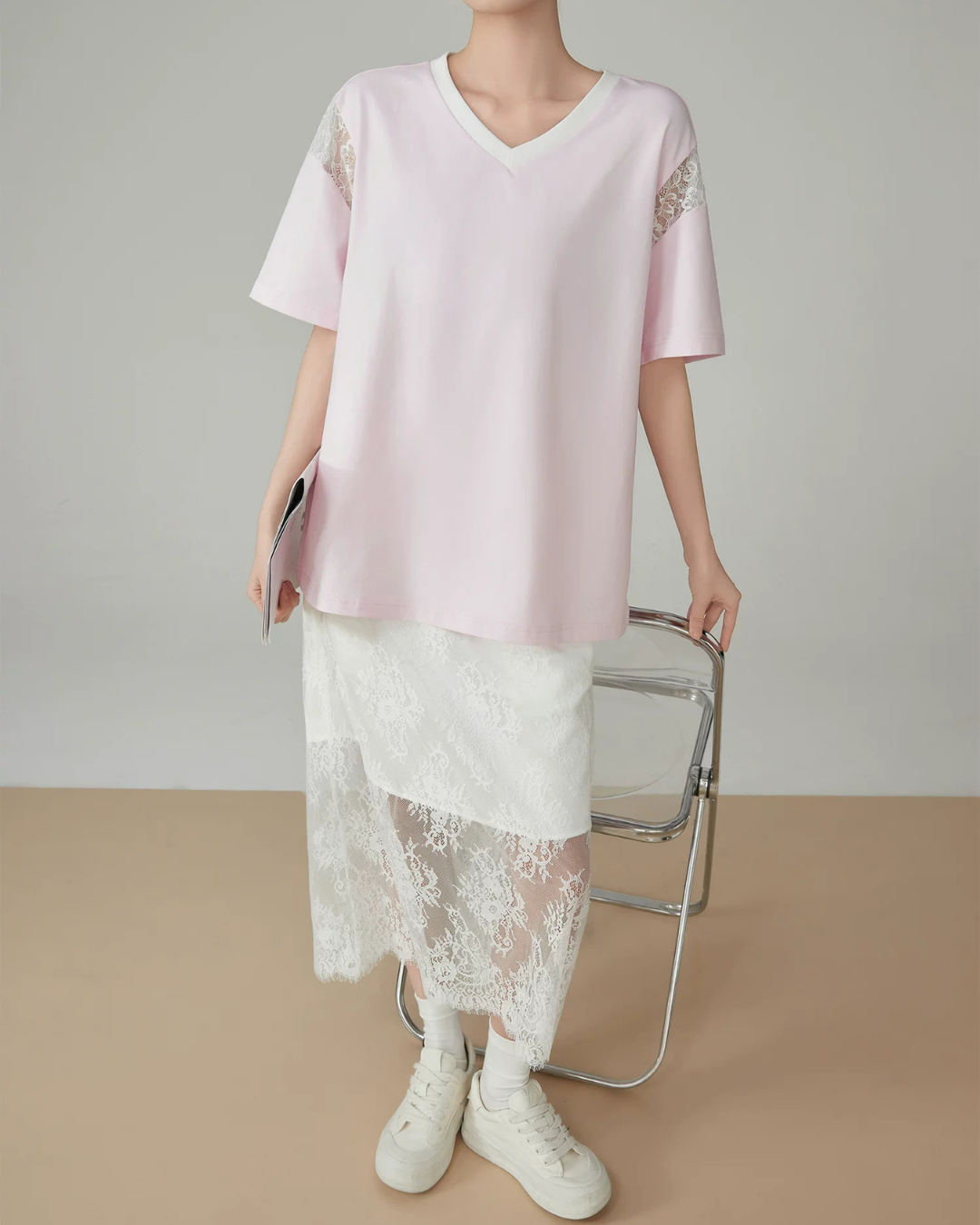 V-Neck Lace Splice Short Sleeve Top FER0158