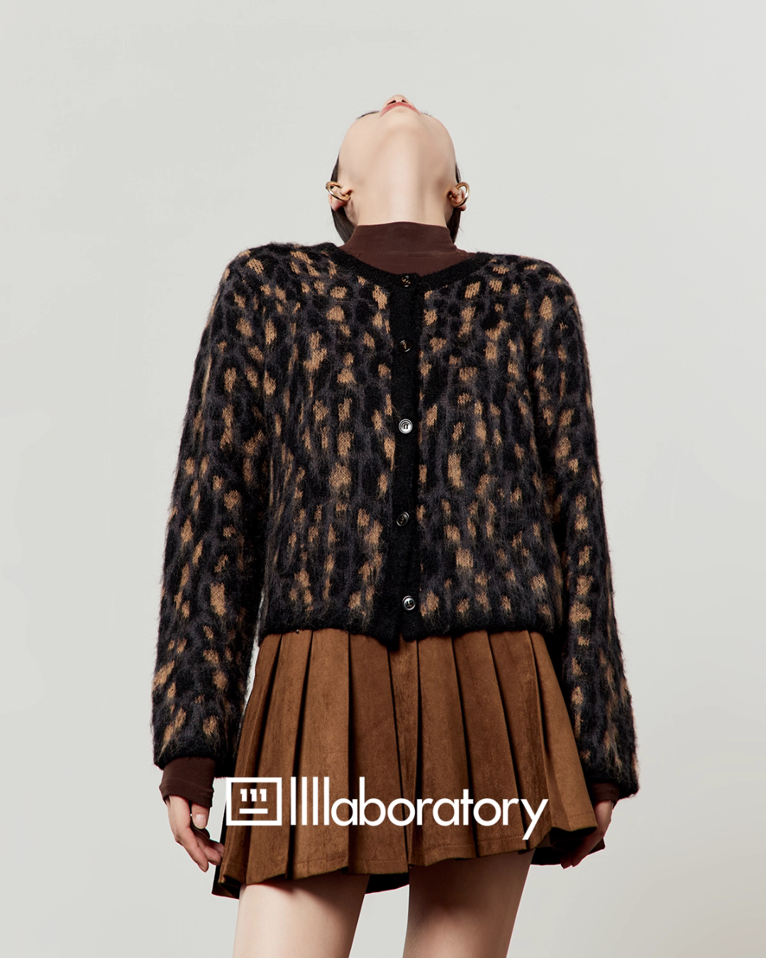 Leopard Round Neck Cardigan / Caramel Pleated Skirt LLA0553