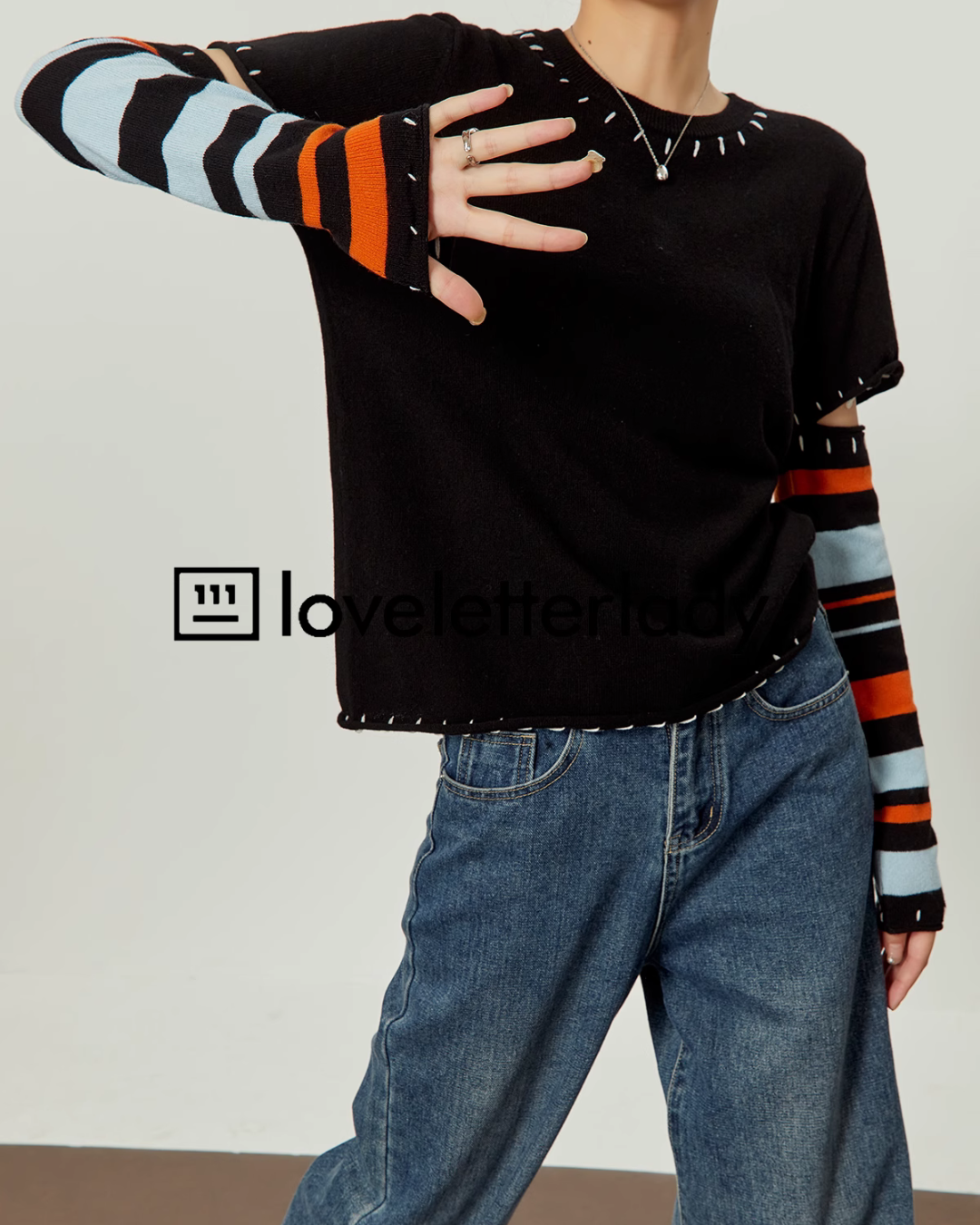 Border Sleeve Stitch Tops LLA0363