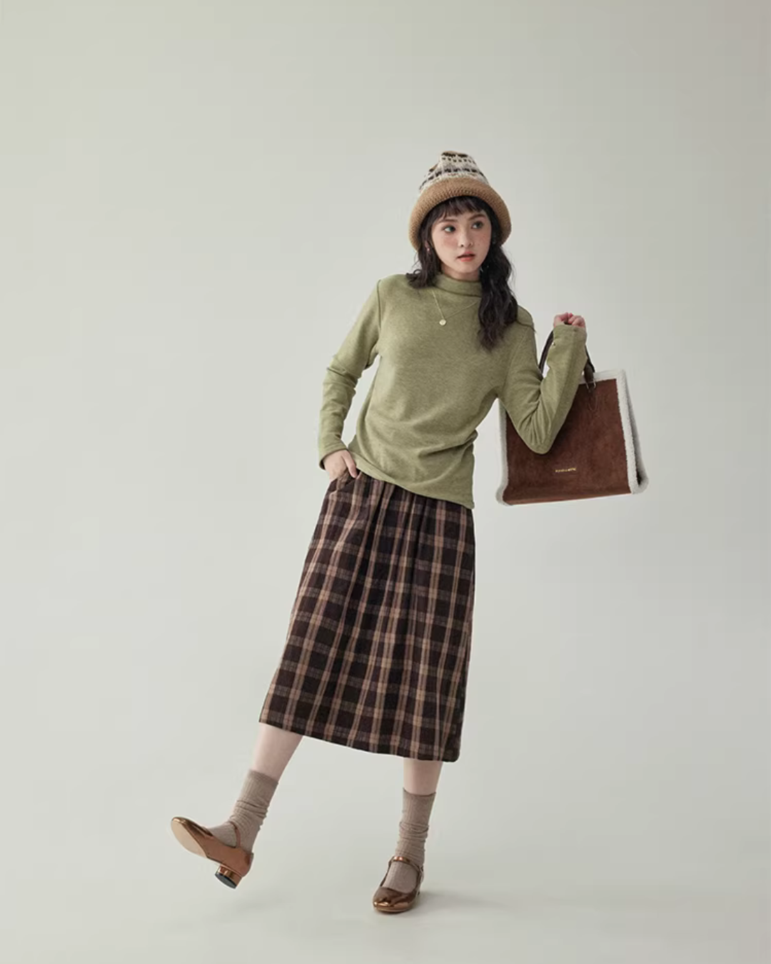 Basic High-Neck Top AMU0041