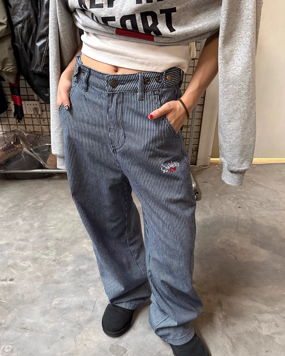 Embroidered Casual Stripe Jeans CYE0026