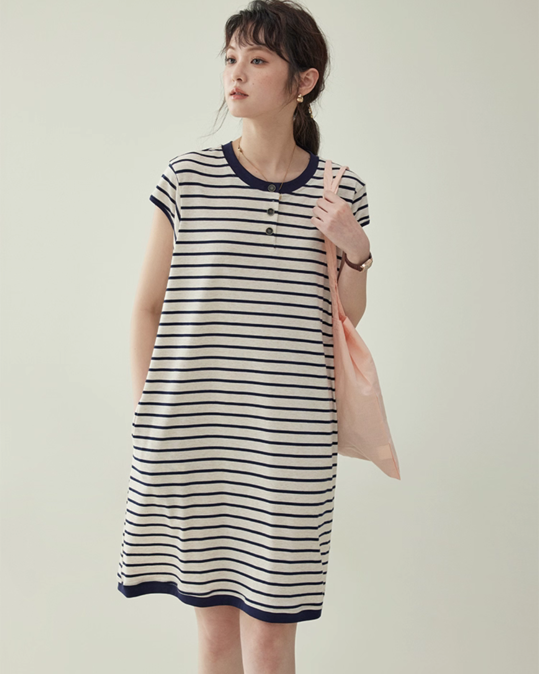 Striped Round Neck T-Shirt Dress AMU0037