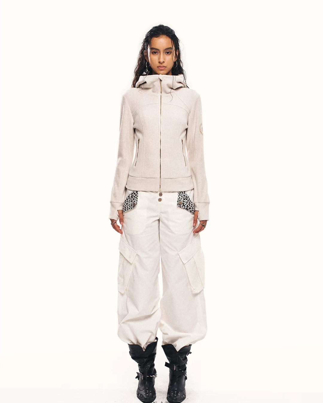 Slim-Fit Zip Hoodie ZTS0029