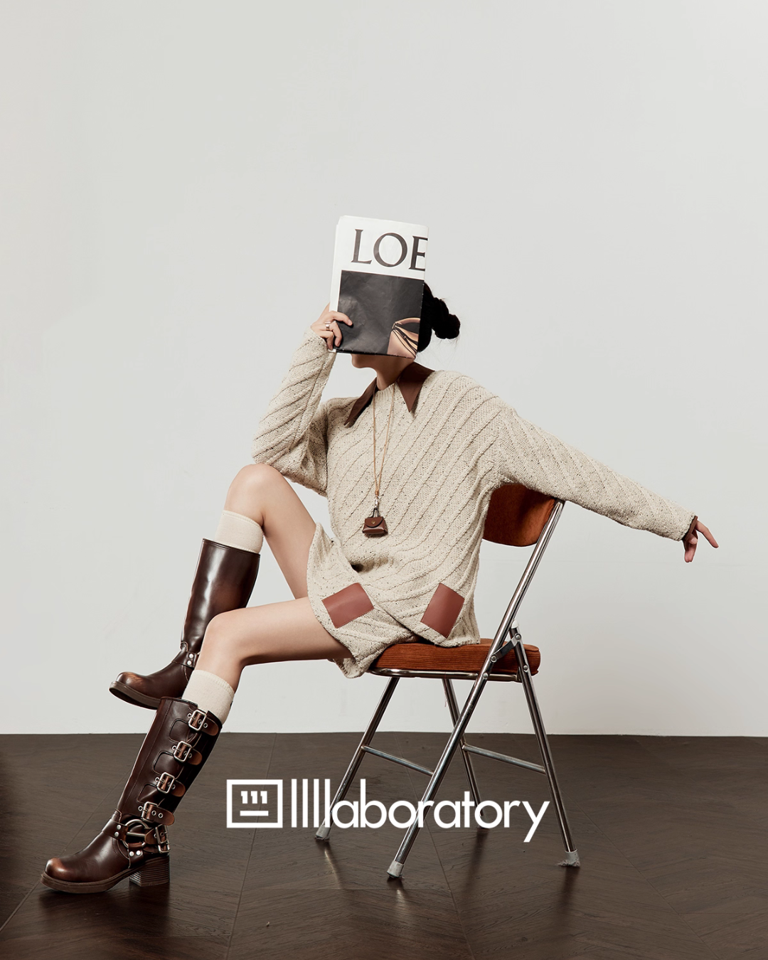 Round Neck Loose Knit / Slim Fit Skirt LLA0562