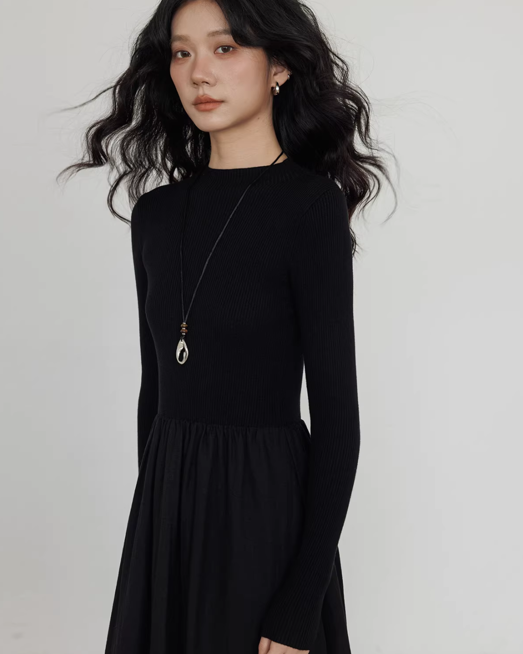 Mock Neck Top Docking Flare Skirt VAS0183