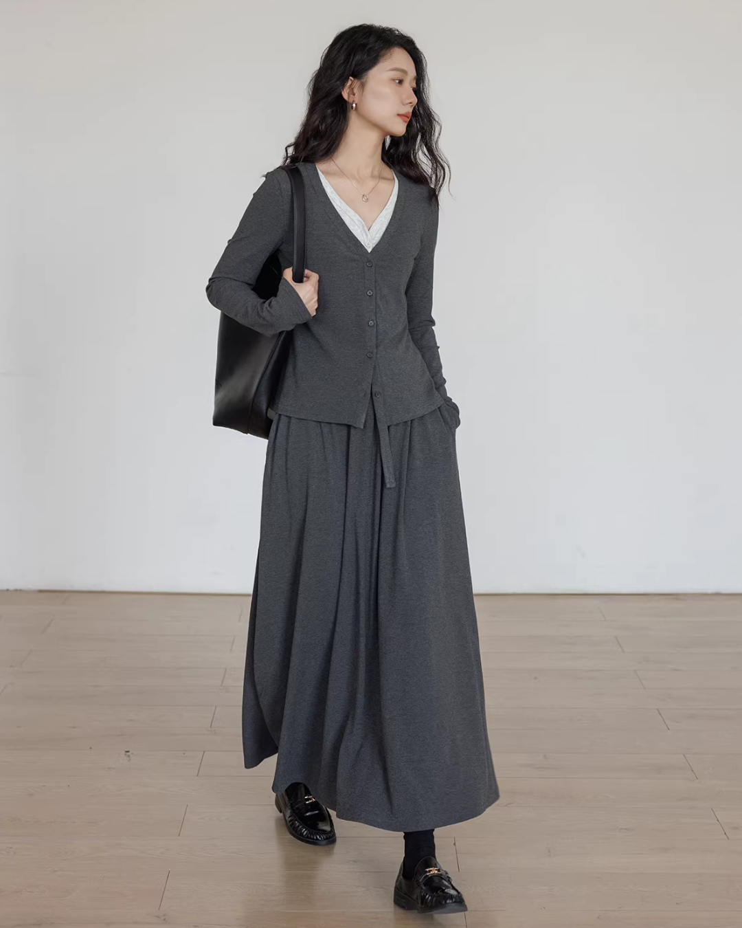 V-neck Basic Top/Long Skirt VAS0178