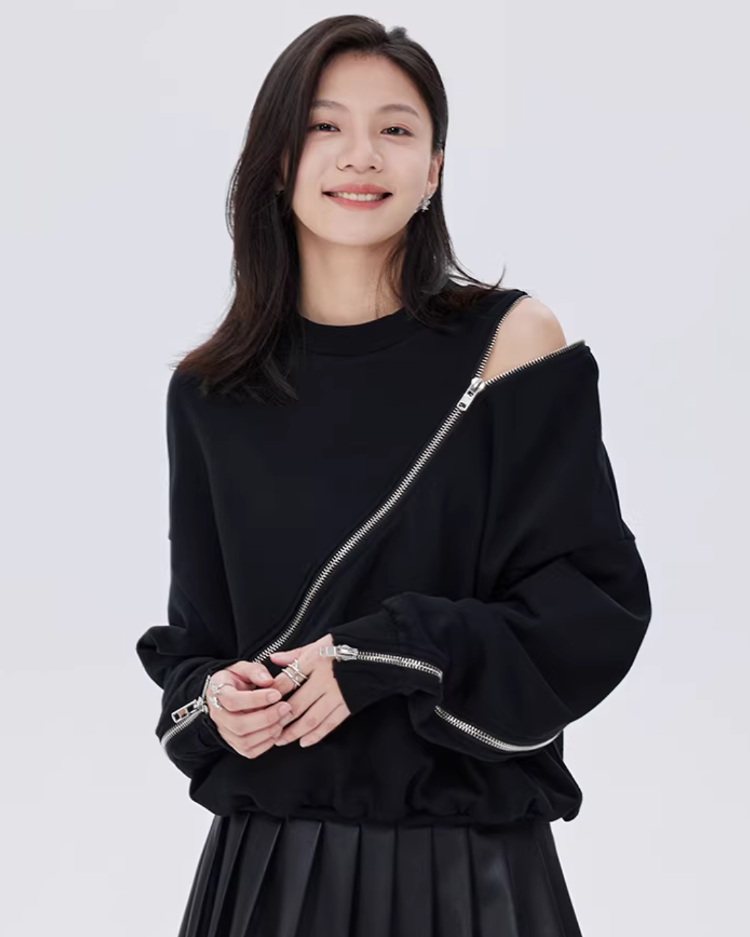 Diagonal Zip Design Long-Sleeve Top SHN0023