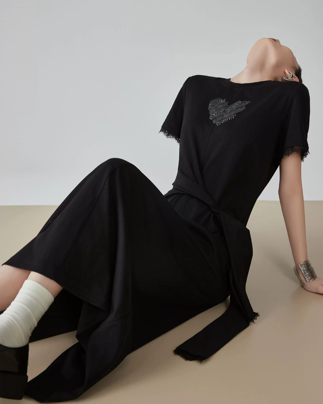 Heart Bijou Sleeve Lace Long Dress FER0162