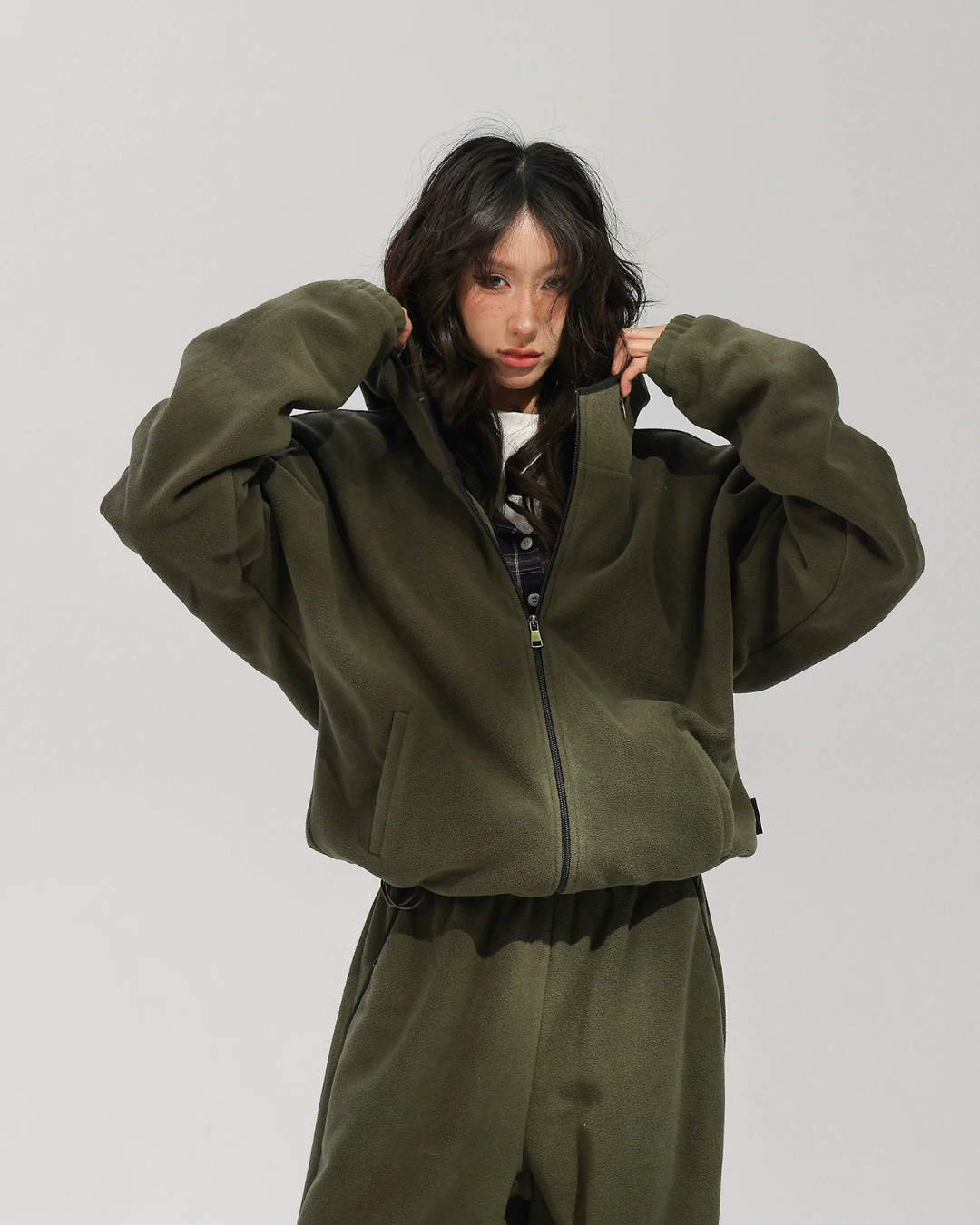 Fleece-Lined Zip-Up Hoodie / Wide Pants ACS0385