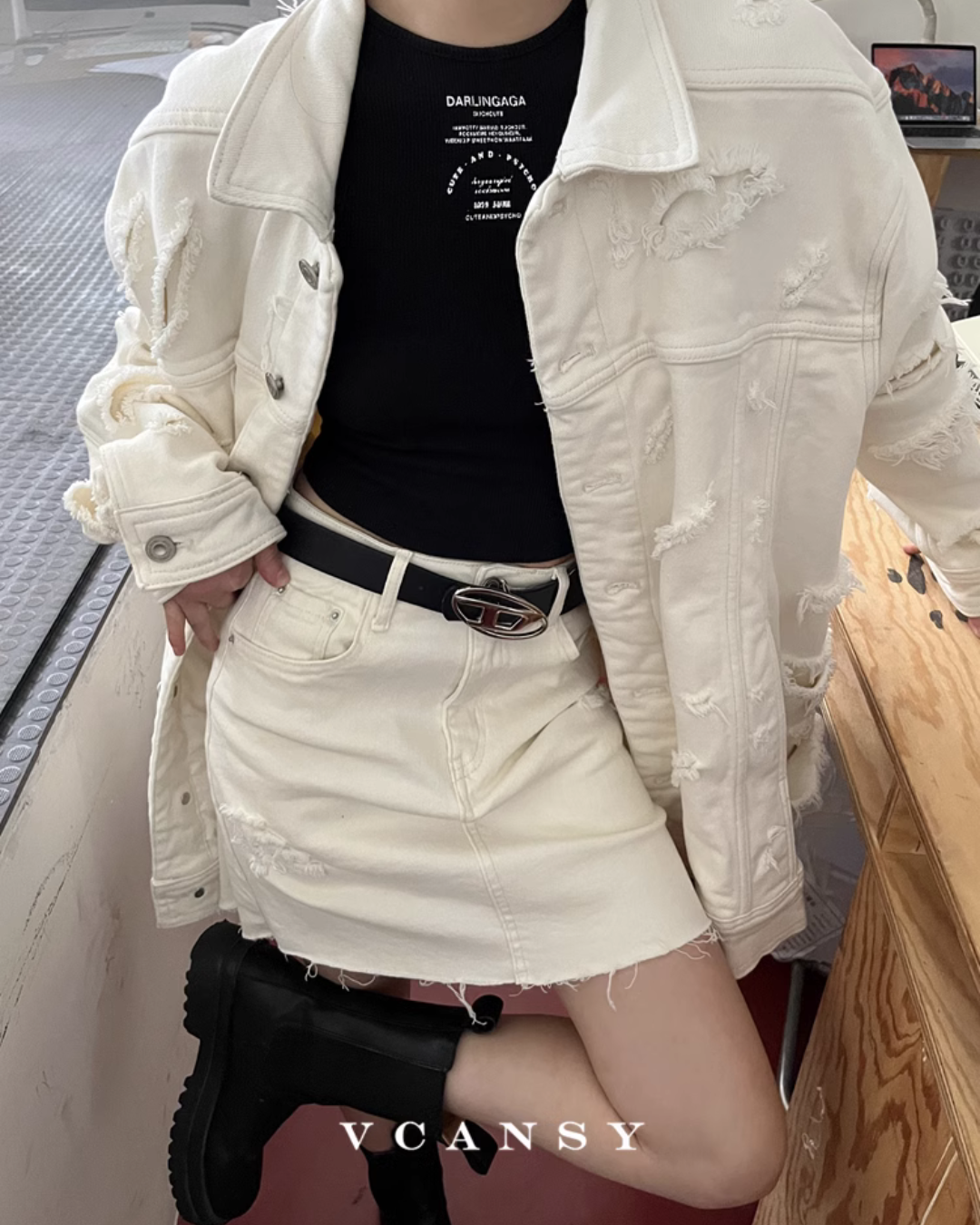 Loose Damaged Jacket / Trapezoidal Mini Skirt VCY0062